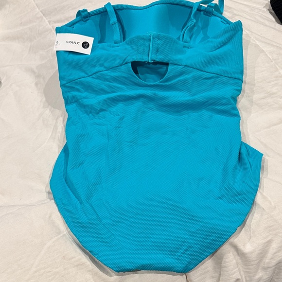 Spanx NWT Pique Multi-Way Swimsuit - Picture 4 of 5